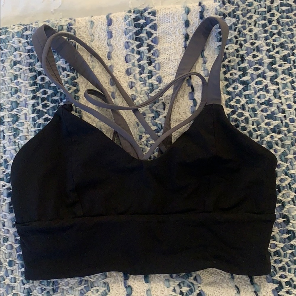 Lululemon sports bra